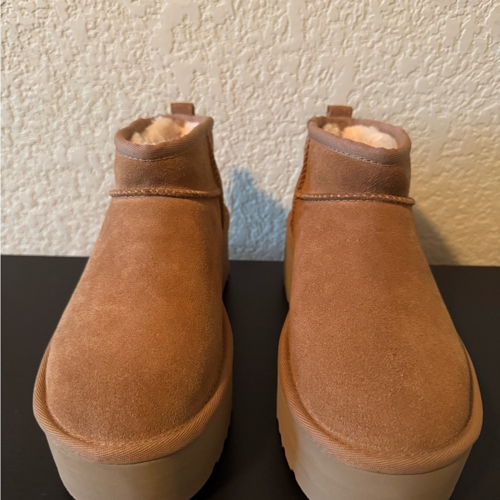 UGG ultra mini platform